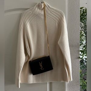 Polo Ralph Lauren sweater, soft and luxurious